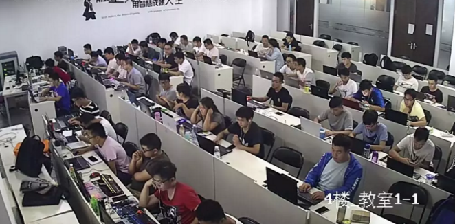 IT培訓能給應屆畢業生帶來什么.png